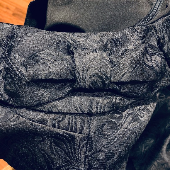 🖤 Lindy Bop Tiana Twinset Brocade Off-Shoulder Swing Dress with Bows & Jacket - Picture 10 of 11